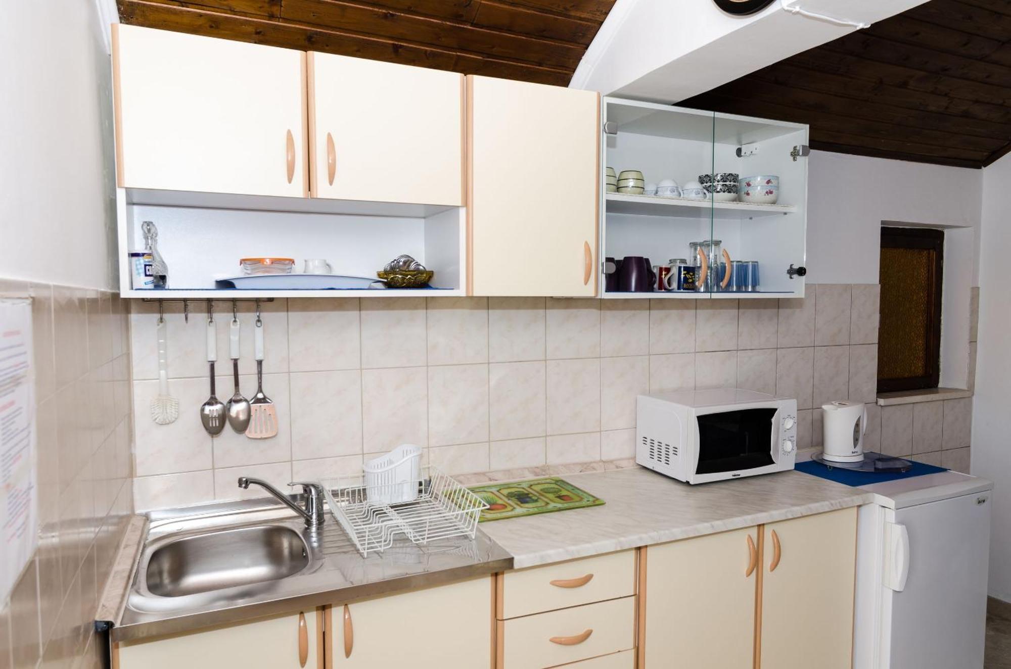 Guest House Dada دوبروفينك الغرفة الصورة