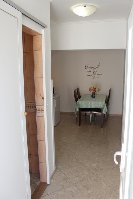 Guest House Dada دوبروفينك المظهر الخارجي الصورة