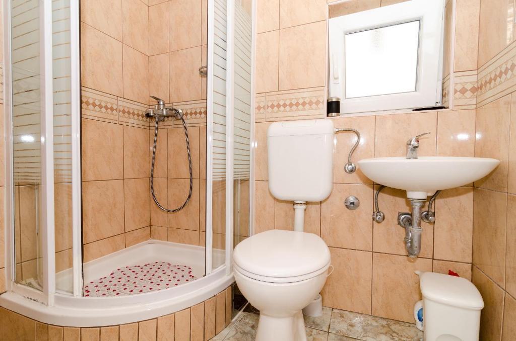 Guest House Dada دوبروفينك المظهر الخارجي الصورة