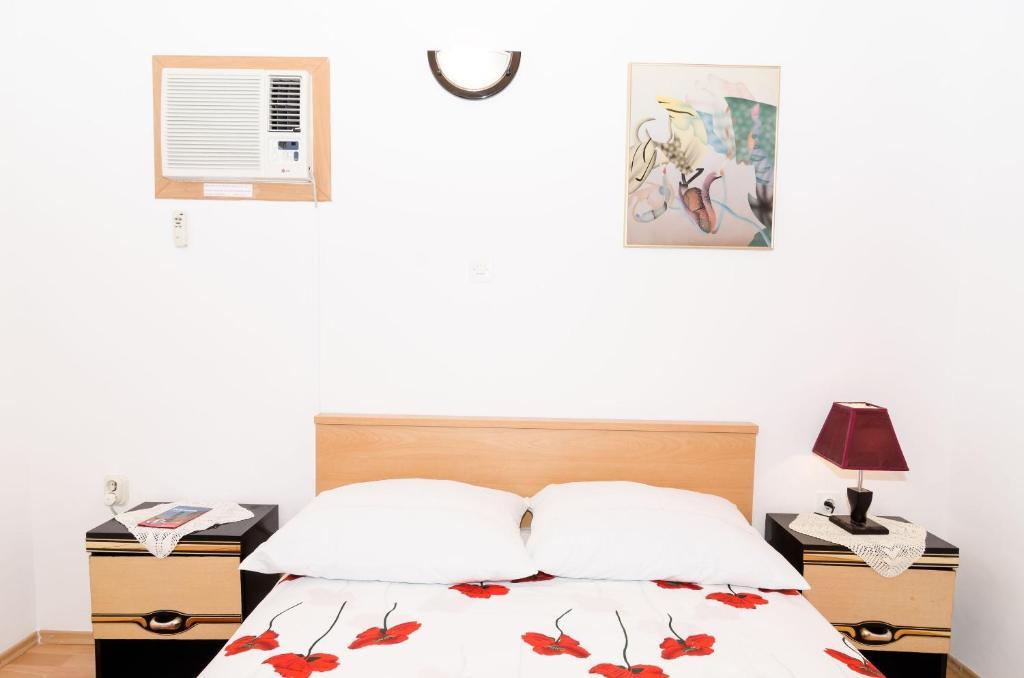 Guest House Dada دوبروفينك المظهر الخارجي الصورة