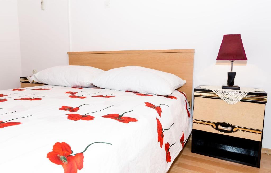 Guest House Dada دوبروفينك المظهر الخارجي الصورة